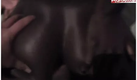 મોટા બોબલા વાળી મહિલા કિશોર કે કિશોરી ચેક શેરી porn શંકા તરત જ કબૂલાત ચોરી