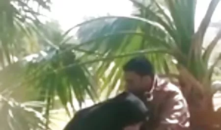 ટેપ પતિ વેશ્યા યુવાન પત્ની સાથે બાઇ-બાઇ-si આ ચેક સેક્સ બુલ દ્વારા પ્લી