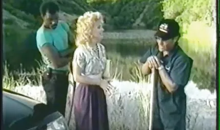 લેટિના ચેક ચાર્જ