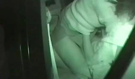 હોટ નેની સારાહ fucked અને ફેડ પોર્ન ચેક કન્યાઓ સાથે ગરમ પાણી