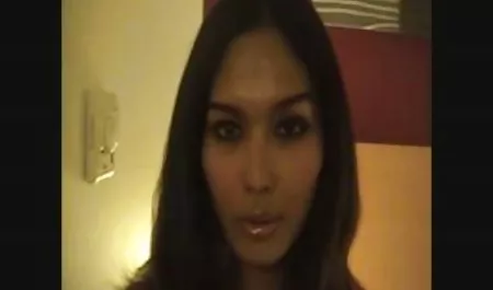 ગંદા વાળ વાળુ લેસ્બિયન્સ ચેક પોર્ન માંથી મસાજ દીવાનખાનું અને cunnilingus