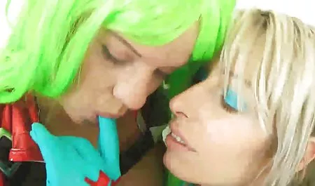 બેસે છે અને ખોટા ચહેરા પર! ચેક માલિસ નિષ્ણાત porn