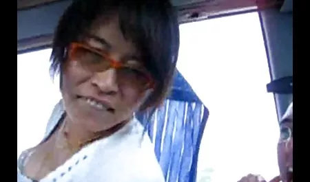 જુવાન કિશોર કે કિશોરી ગરમ ભીનું ચેક શેરીઓમાં પોર્ન વીડિયો મોં