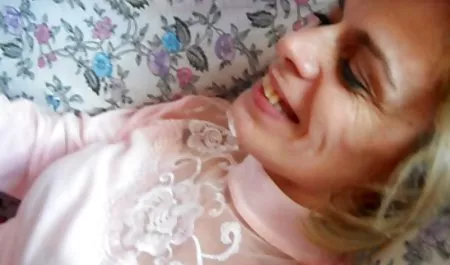 ધીમી પ્રખર મિશનરી સાથે એક મહાન દૃશ્ય હોમમેઇડ ચેક porn પર ગાંડ