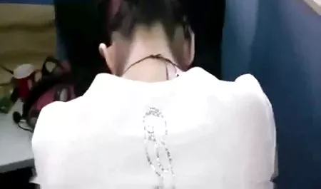 બેબી તમારા શરીર ખસેડવા અભિનિત નતાશા જકડી અને Mandy SK પોર્ન ચેક શેરી